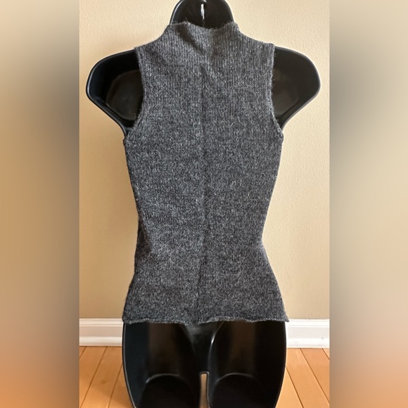 alpaca knit sleeveless mock neck • vintage asia • minimalist sweater - Picture 6 of 14